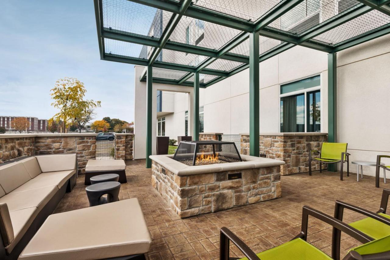 Springhill Suites By Marriott Camp Hill Exterior photo