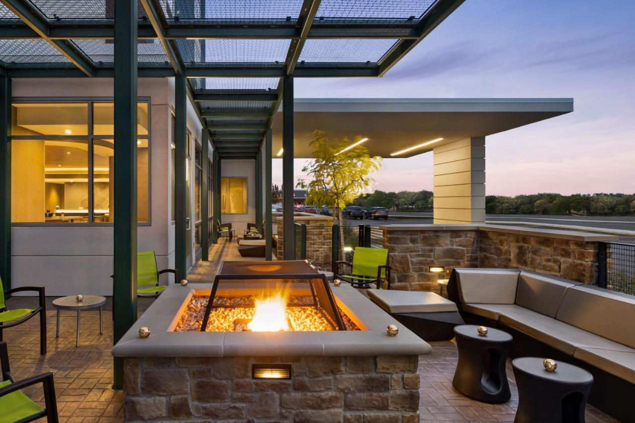 Springhill Suites By Marriott Camp Hill Exterior photo